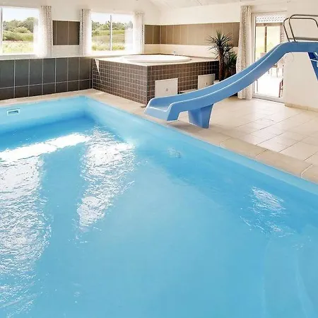 Sleeps 20 Pool Wifi Feriehus *